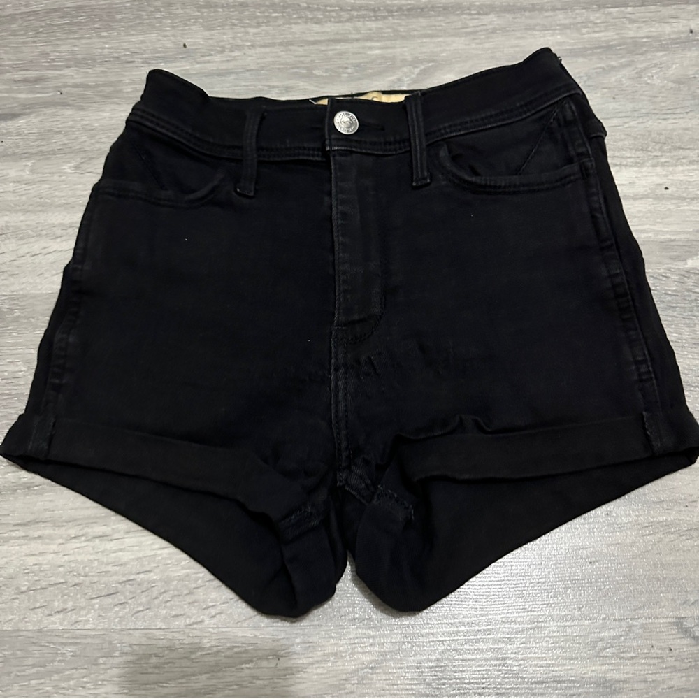 Hollister high rise shorts size 23